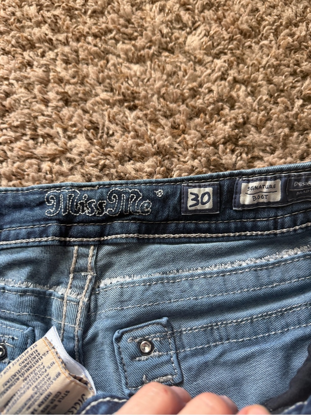 Miss Me Signature Bootcut Embellished Jeans Medium Wash Size 30 - Picture 7 of 9